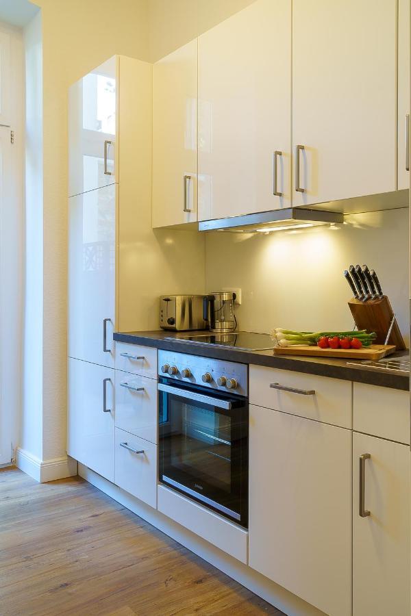 Suite Fuer 4 Mit Terrasse Im Herzen Der Innenstadt Шверін Екстер'єр фото